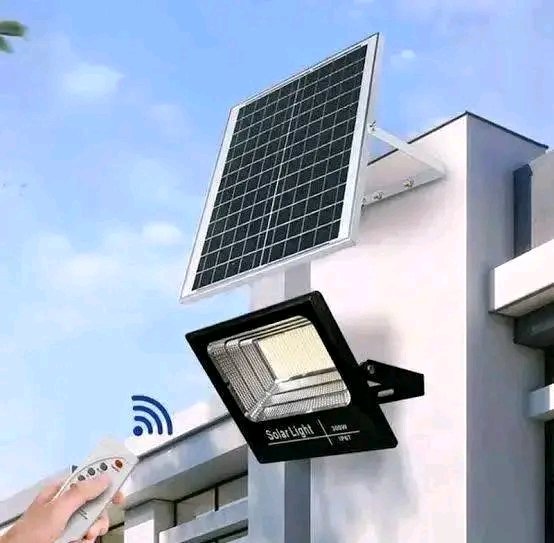 JiraniLtd's tweet photo. ✅We’re excited to offer you our 100W Complete SOLAR Floodlight for just Kes 5,000, complete with FREE nationwide delivery!

📞 Call or WhatsApp us at 0726 785152 to secure yours today! 

Illuminate your space with Jirani Lights—where quality meets affordability. 

#Jiranilights https://t.co/i0MDsCamZD