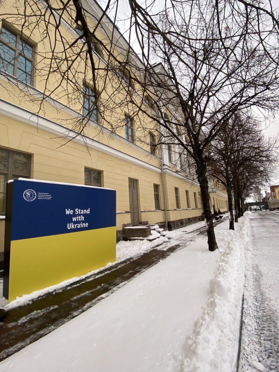 marpunenn's tweet photo. Last day at the @Ulkoministerio Ministry for Foreign Affairs of Finland 🇫🇮 (for now…)
Thank you for the interesting months working with the Legal and Consular Services at the #MFA !
Next stop ➡️ enjoy my late holidays somewhere warm(er) ➡️ continue working for democracy 🇪🇺 https://t.co/laHgZLSIoT