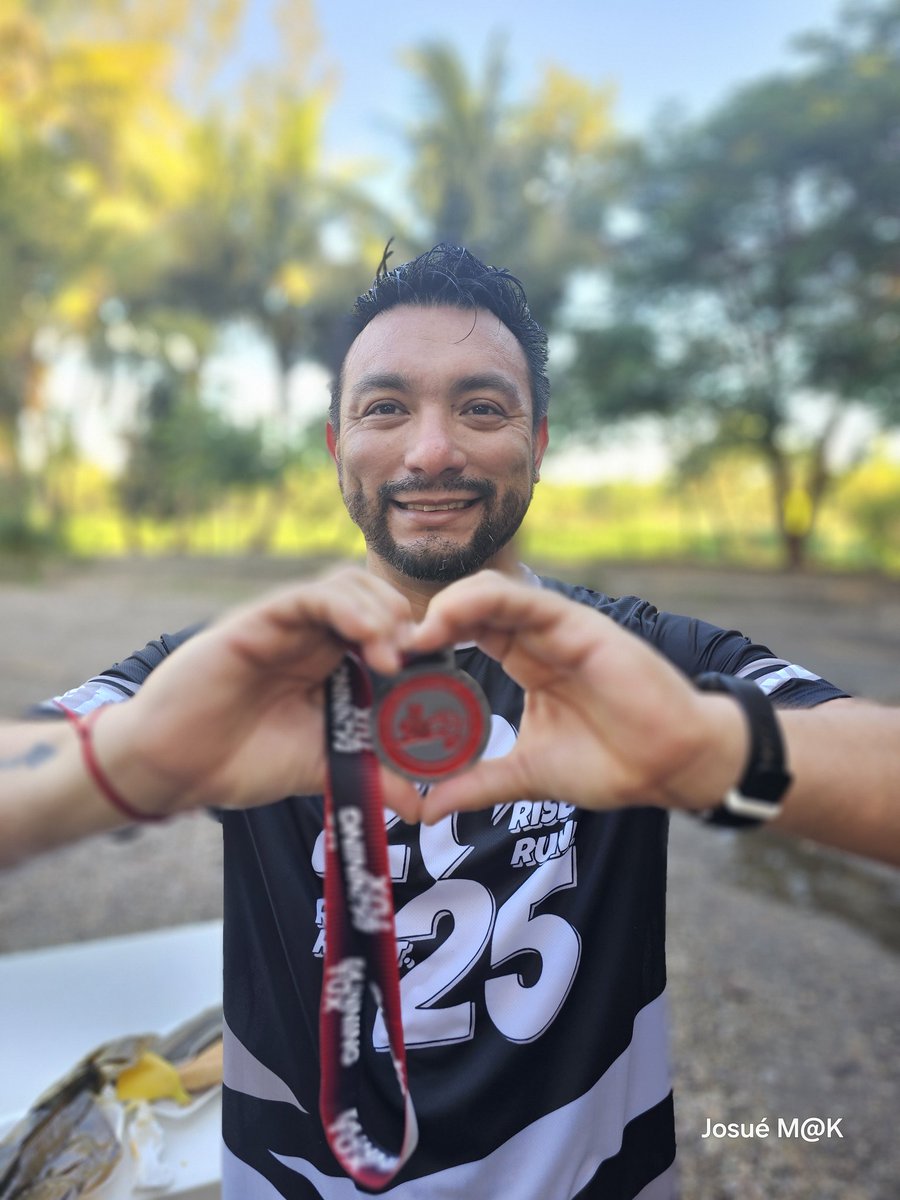 JosuManuelAven1's tweet photo. #medalmonday
Tú eres la motivación!
#amolasrutas
#soyrunner
#siesegordopudo
#inspirandometas
@ComuniRunners
@ManicomioRunner
@yoelegicorrer1 https://t.co/Xbn5Pzin59