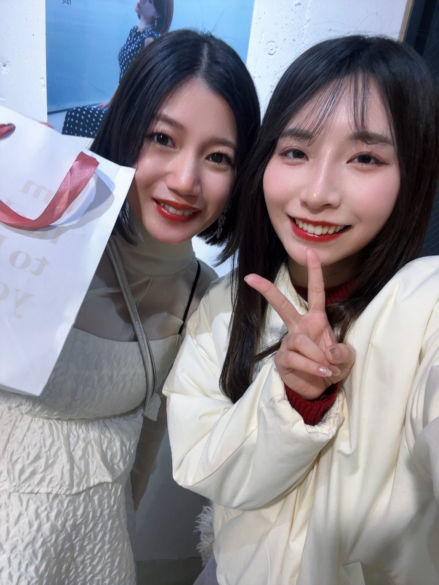 きむかな展にお邪魔してきました！
8年半本当にお疲れ様でした😭愛の詰まった展示ですごかったなぁ。

きむかなさんとお話もできて、チェキも撮ってもらって衣装も買えて大満足〜🤤🫶🏻

お忙しい中お話してくださってありがとうございました！
今後の人生が良いものになりますように😌🌷

 #きむかな展