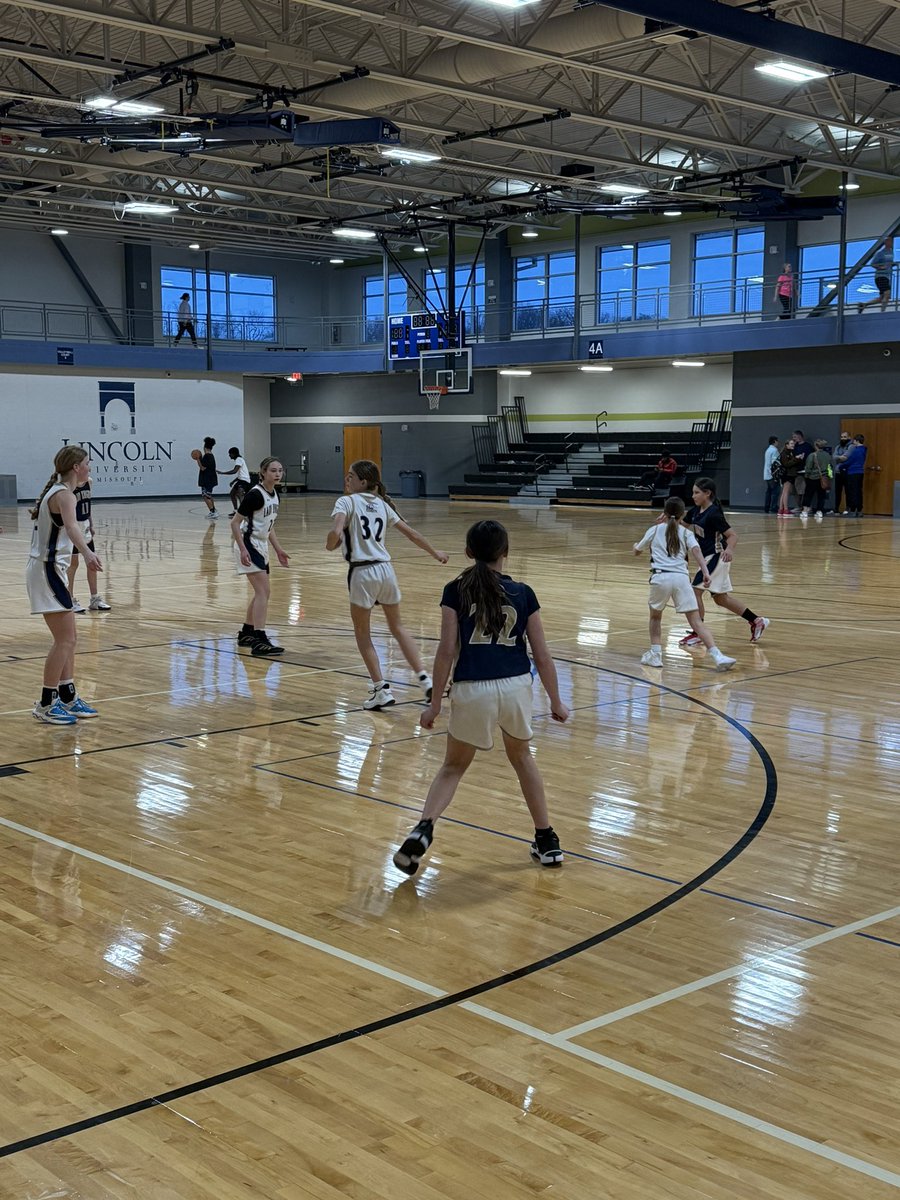 CMLadyKnights's tweet photo. A busy Sunday on the hardwood with multiple Lady Knights teams in action. 5th, 6th, and 7th grade gold were all competing at the Linc. Keep putting in the effort girls! https://t.co/i0wSWaCmK1