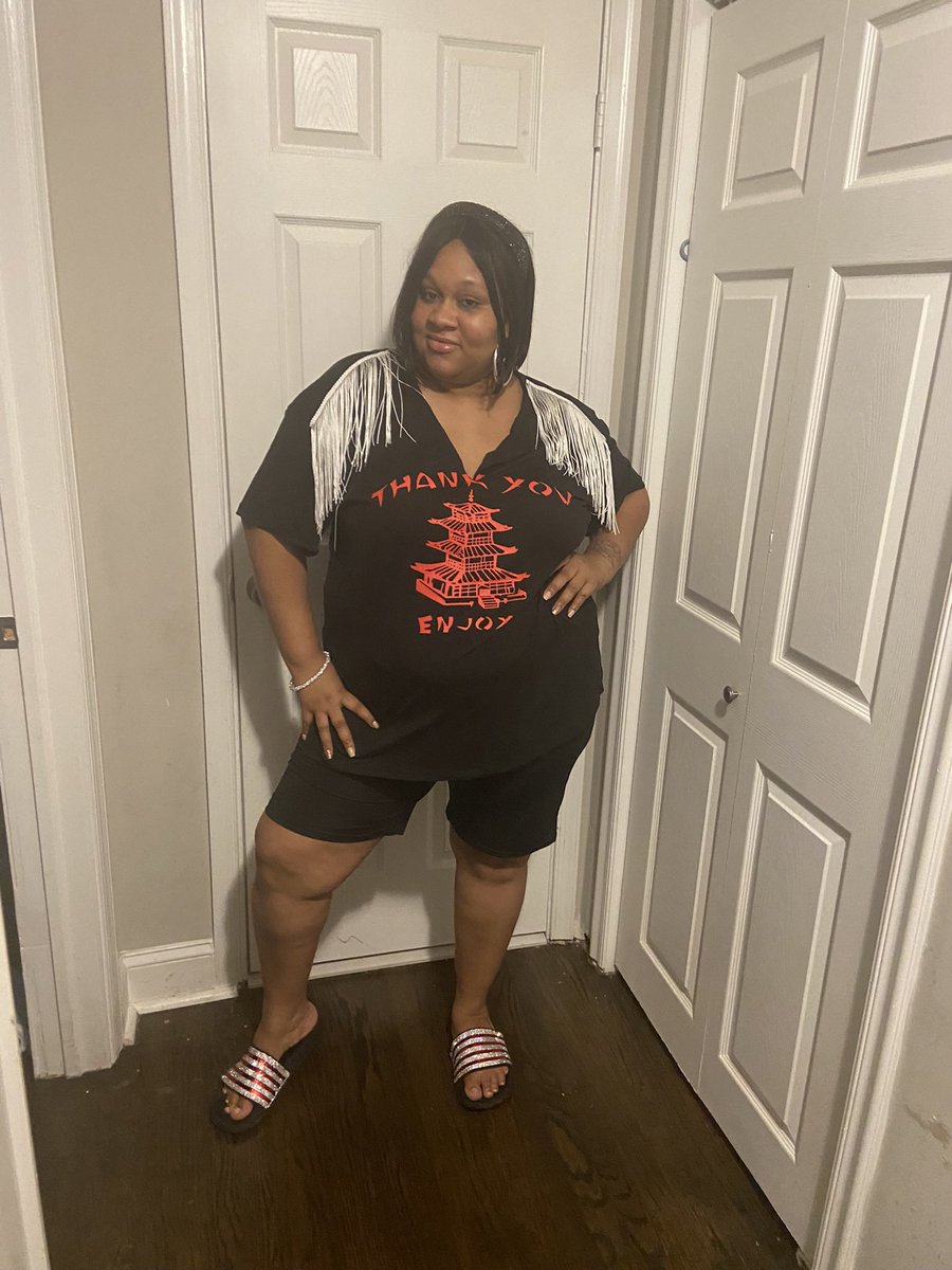 Pretty Thick Red Bone tweet media