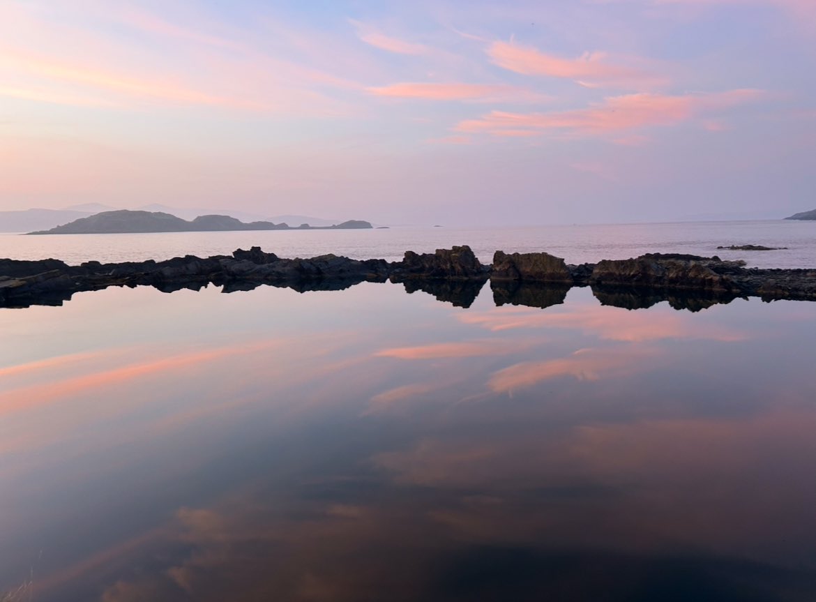 germanocean's tweet image. I’m taking a break from hosting my annual photography courses on Easdale island.

In the meantime, I am available for one-to-one advice, mentoring and tuition, either in-person or online. Please get in touch if you are interested.

Thank you and have a great year!