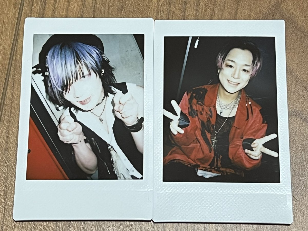 musicrocklove's tweet photo. チェキお譲り
1/13 DaizyStripper 「HAPPY NEW YEAR 2025」

譲：　直さん　まゆさん

定価1000円でお譲りします。手渡しの場合は1/30または2/14でお願いします。
郵送の場合は➕送料をお願いします。 https://t.co/9yIpcu622C