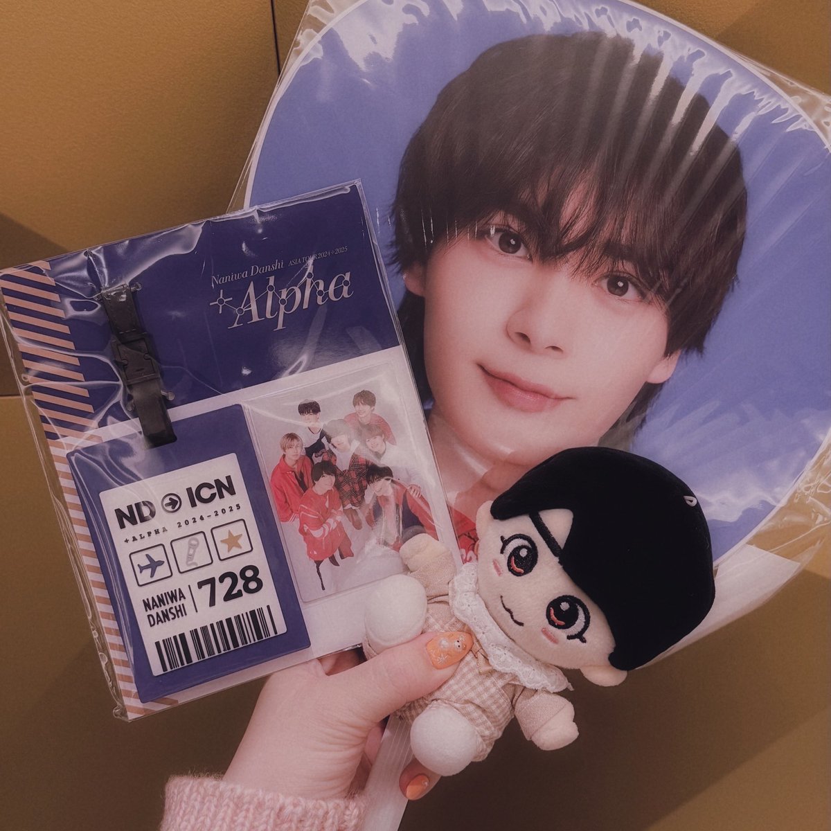 j_mecho's tweet photo. なにわ🇰🇷コン11日昼夜行ってきたよ〜‼️
昼はVIP席でめちゃ近かった😭✨りゅちぇチッケム満喫した🎥
夜はスタンドだったけと友達と2連できて楽しかったしバクステ近かったしステージ全体見れて良かった🥺✨
🇰🇷ver.の初心LOVEとか✉️とかよかった😭近くにいた🇰🇷なにふぁむ泣いててもらい泣きした😭😭😭 https://t.co/YSzCk19ple