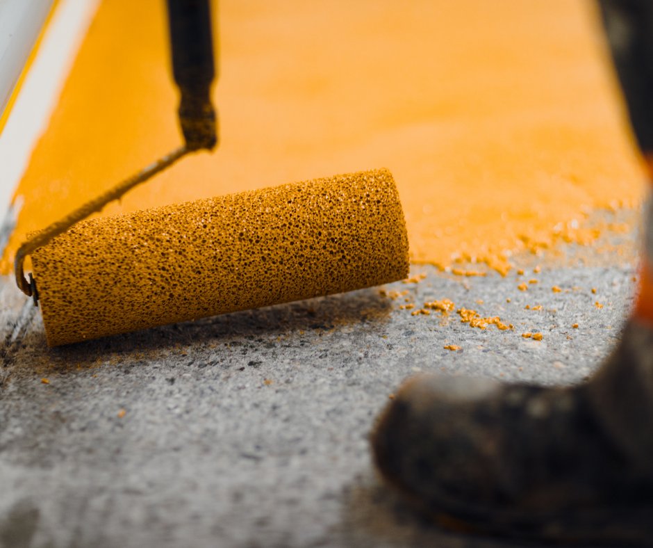 capitalindustri's tweet image. Extreme temperatures can crack your concrete floors. Learn how epoxy repair products protect against freeze-thaw cycles and heat damage. 
tinyurl.com/28pbhmm3
#ConcreteRepair #EpoxySolutions #KwikBond