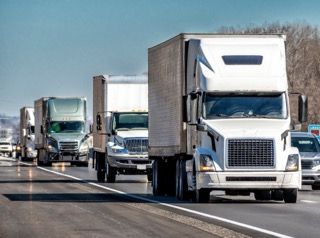 NoBiggerTrucks's tweet image. CABT joined the @theNASciences TRB Annual Meeting last week to discuss truck size &amp;amp; weight policy, focusing on safety, infrastructure, costs &amp;amp; supply chain efficiency. Learn more: 

buff.ly/3WeyoKk

#nobiggertrucks