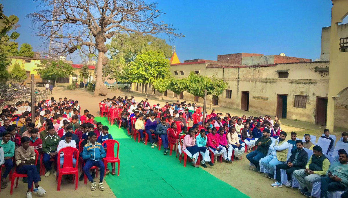 ABVPspn's tweet photo. अखिल भारतीय विद्यार्थी परिषद शाहजहांपुर जिले की तिलहर नगर इकाई द्वारा राष्ट्रीय युवा दिवस के उपलक्ष्य पर विचार गोष्ठी का आयोजन किया गया। जिसमें प्रांत SFD प्रमुख श्री मचकेन्द्र सिंह जी विशेष रूप से उपस्थित रहे।
#ABVPBraj
#ABVPTilhar
#ABVPShahjhanpur https://t.co/zNUV1mk6g9