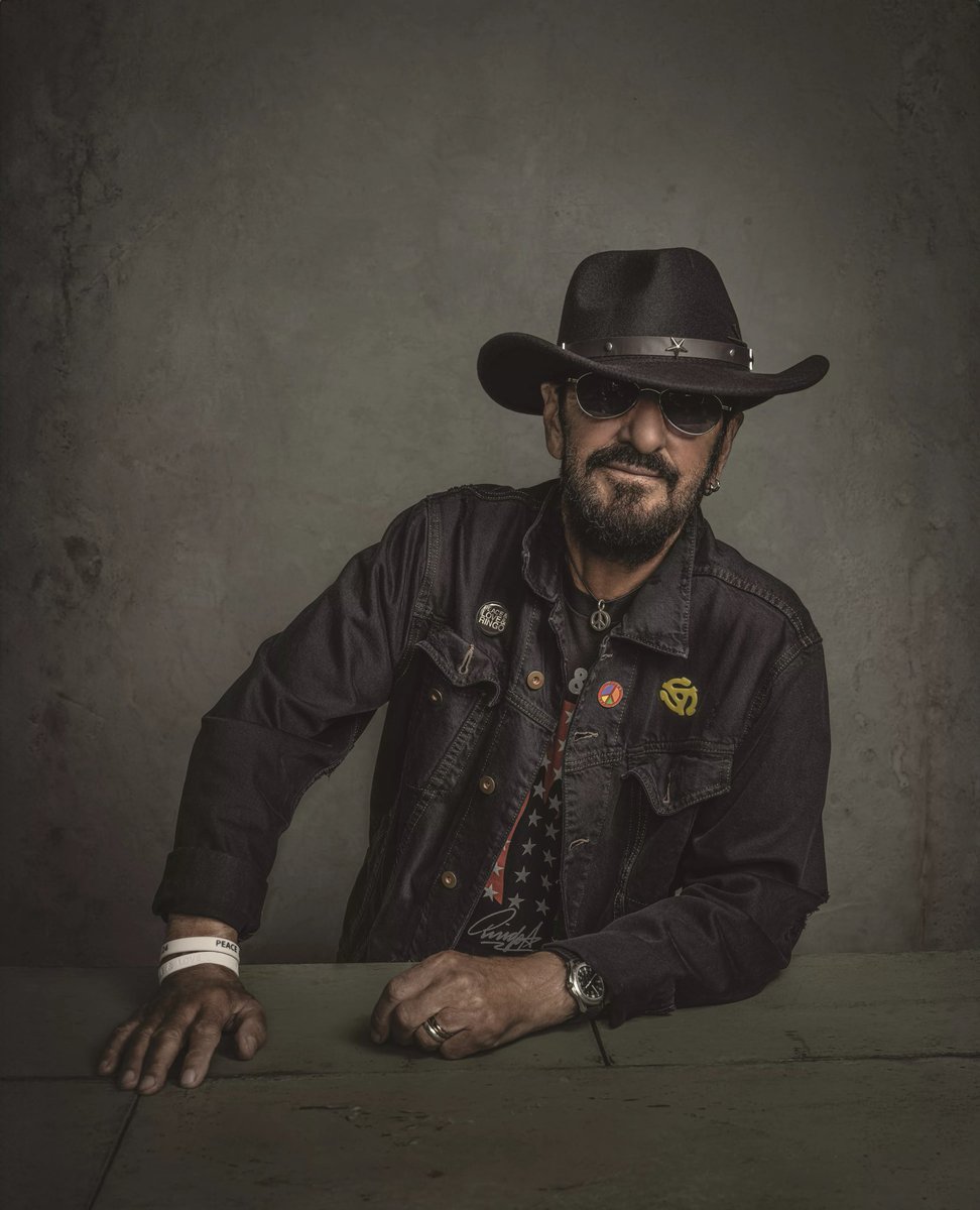 thefab4archive's tweet photo. Promotional photos for the Ringo’s new album “Look Up”, 2024. https://t.co/4ccHWAK1UZ
