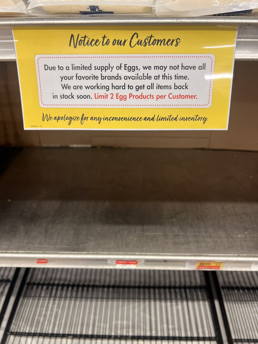 CinemasSFmedia's tweet photo. @LyanneMelendez @SFFDPIO @SFFFLocal798 Hi Lyanne! At Safeway in San Francisco.. though my neighborhood small store was stocked &amp; not price gouging- their close ties with Petaluma producers. 🐓 🥚 🥚 🥚 https://t.co/UqC8CnhVE9