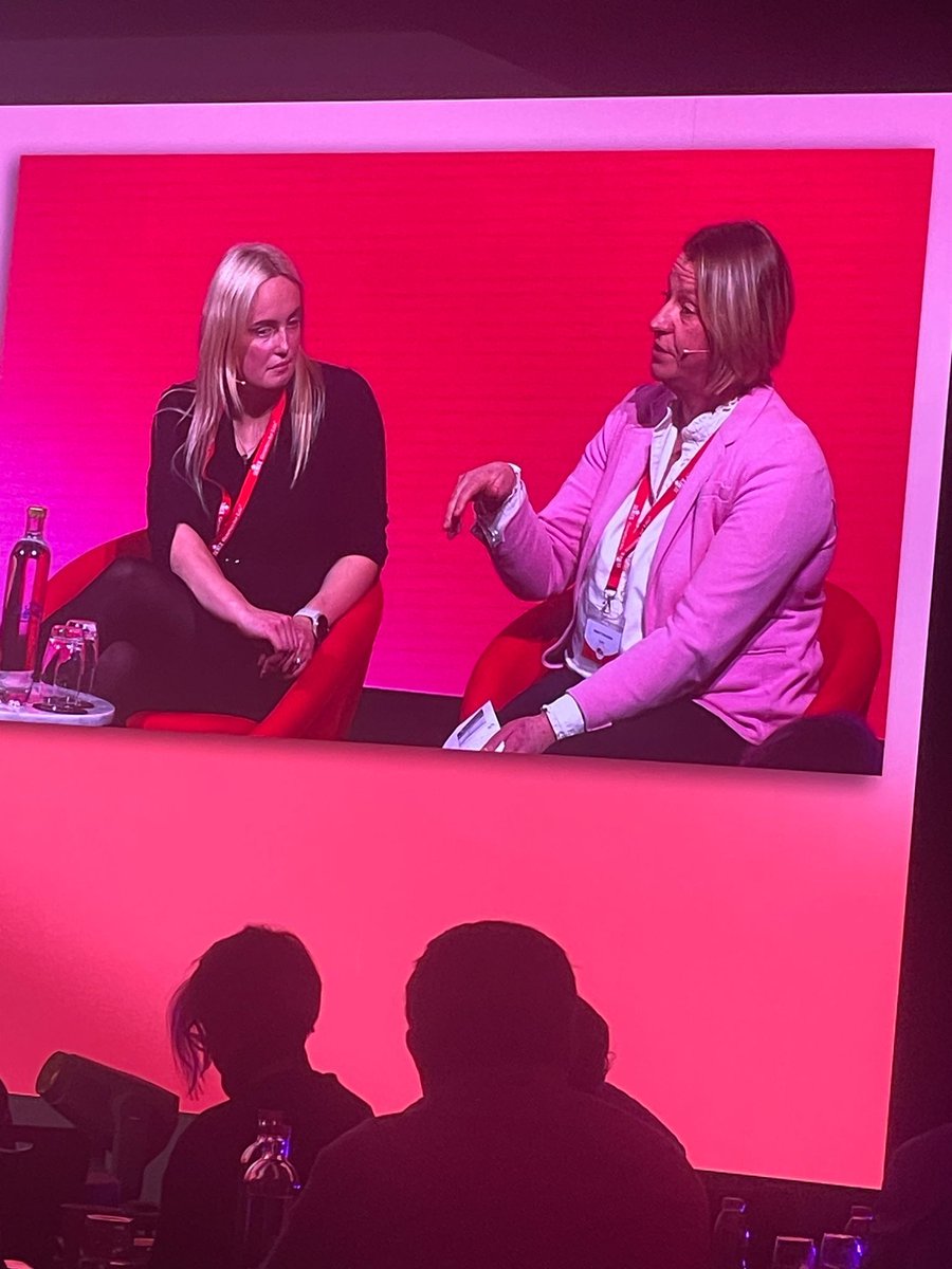 agri_hub's tweet photo. “Cow numbers have dropped by 10% due to TB and Johne’s, but just because you can’t control all risks doesn’t mean you shouldn’t do anything. Ask not why you have to do it but why you aren’t doing it,” says Sarah Tomlinson, Lead Veterinary Science Expert. #SemexConf25 https://t.co/J6SfPjf32B