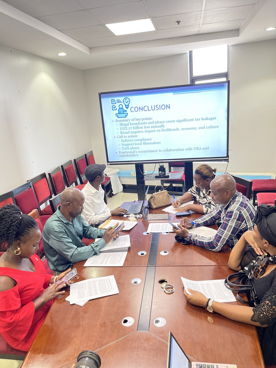 pearlwoodug's tweet photo. #UPDATE 1/2
Filmmakers under #Pearlwood & #UFMI, together with @NCFUganda, met with @URAuganda to emphasize the issue of tax leakages caused by the broadcast of illegal films.
@UCC_ED // @UCC_Official
#BoycottUFF https://t.co/jjrf3JMlwv