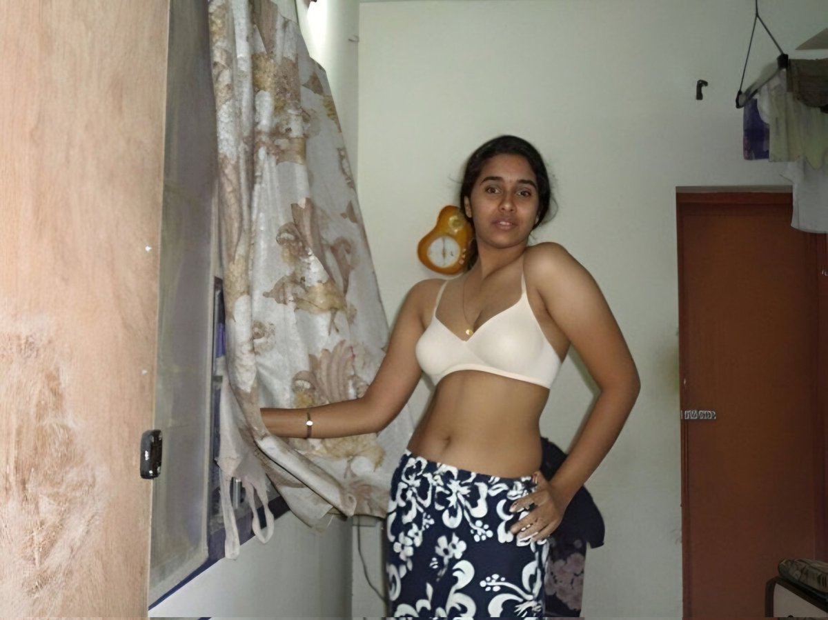 beachbabiz's tweet photo. Inner dress 👗
In dress 👙
Er dress ❤‍🔥
📷Rt 🔄 & Check 4th & 5th dress in your dm..😋