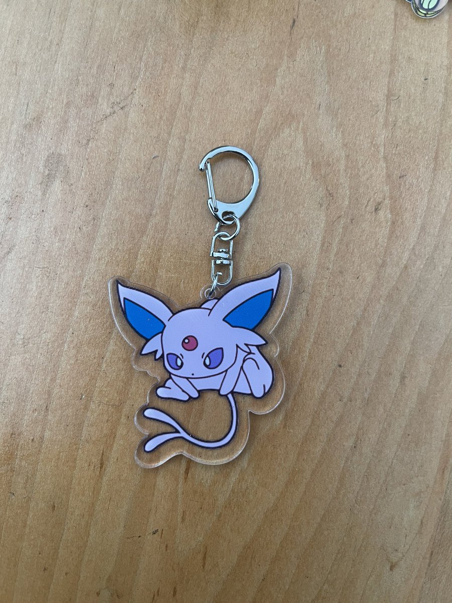 TechWithDaave's tweet photo. Bring your favorite Pokémon to life with these 18 unique keychains! 🎉 Perfect for trainers on the go, they’re a must-have for any fan. Catch yours now at Gerbs Value Vault! 🌟✨ https://t.co/4qBCIVTZew

#Pokemon #Keychains #PokémonCollectors https://t.co/0OFXNB7W6D