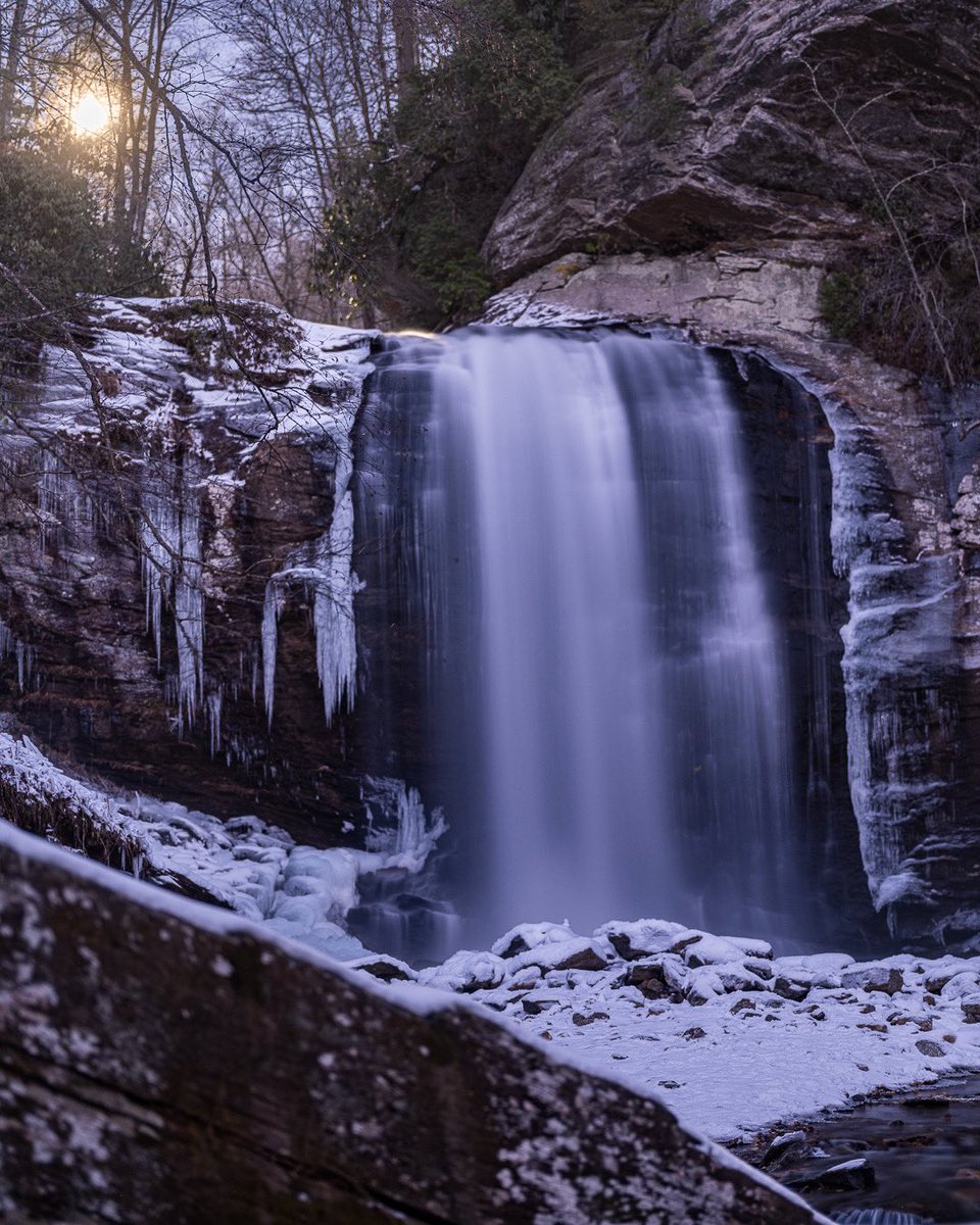 Asheville Pictures (@ashevillepictu1) on Twitter photo The wolf moon rising above an icy Looking Glass Falls last night. The wolf moon rising above an icy Looking Glass Falls last night.