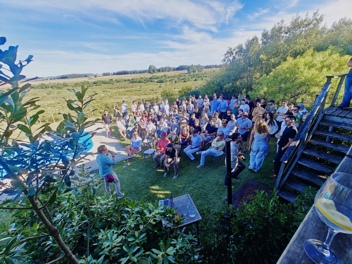 binbash_devops's tweet image. Thank you to everyone who joined us and made #AWS Sunset so special. Let’s keep building the future of #cloud and #AI in South America and beyond. 🚀