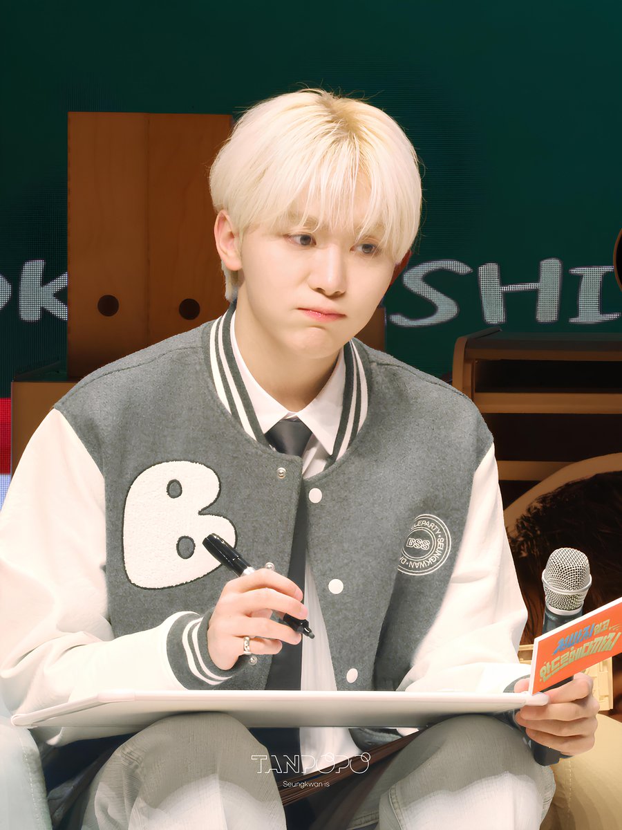 250112 BSS TELEPARTY GV

너무 어려워요🍊

 #부승관 #승관 #세븐틴 #seventeen #SEUNGKWAN #スングァン #夫胜宽