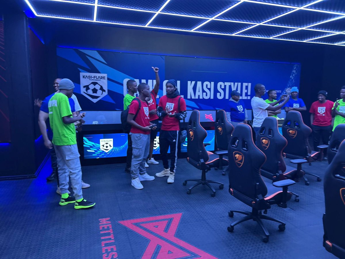 IlithaGaming's tweet photo. HAPPY NEW YEAR!

Wishing you an epic year filled with gaming victories and unforgettable experiences!🎮

And to kick off this amazing year, we're excited to announce our partnership with @KasiFlareZA 🔥🔥
READ THREAD FOR MORE DETAILS!!

#IlithaGaming #KasiFlare #EsportsSA https://t.co/6UbcIso2z3