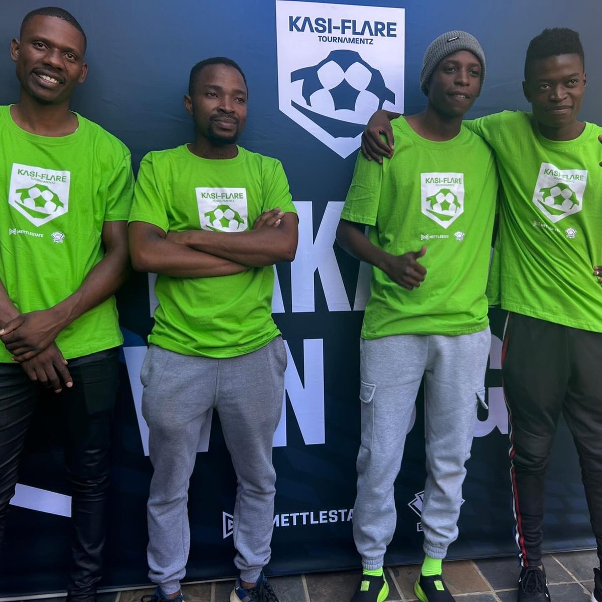 IlithaGaming's tweet photo. HAPPY NEW YEAR!

Wishing you an epic year filled with gaming victories and unforgettable experiences!🎮

And to kick off this amazing year, we're excited to announce our partnership with @KasiFlareZA 🔥🔥
READ THREAD FOR MORE DETAILS!!

#IlithaGaming #KasiFlare #EsportsSA https://t.co/6UbcIso2z3