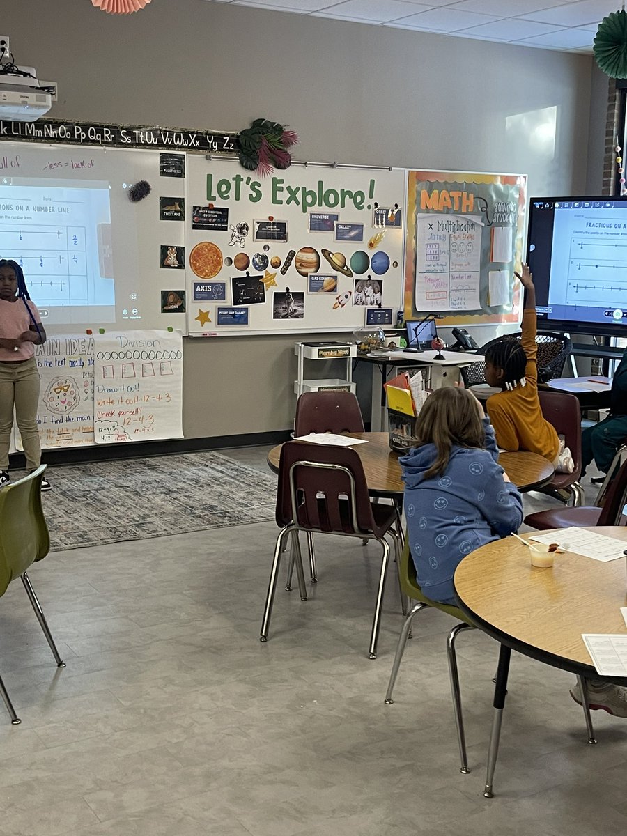 MrsCBilby's tweet photo. Student-lead instruction is the best! I love seeing them be little teachers! ♥️ 
#EWAwildcats #ThrivingThirdys #FractionReview https://t.co/1LeoD6or85