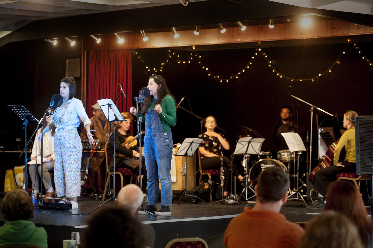 🎉 Exciting News!

We are thrilled to announce that the recordings of 15 Minutes Live, made with <a href="/SlungLow/">SlungLow</a>, have been released! Whether you were in the audience or are listening to these for the first time we can’t wait for you to enjoy 15 Minutes Live:
 soundcloud.com/slunglow/sets/…