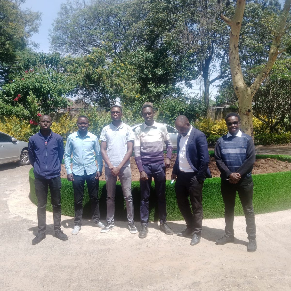 Altonkogo's tweet photo. 10 Youth will benefit from Eldohub Tech  Academy programme,They will undertake different courses in Data Analytics, Software, Cyber security and design.This is cohort 2  , expecting additional 20 youth under cohort 3 and 4 to also join the program https://t.co/aYVNyBerWi
