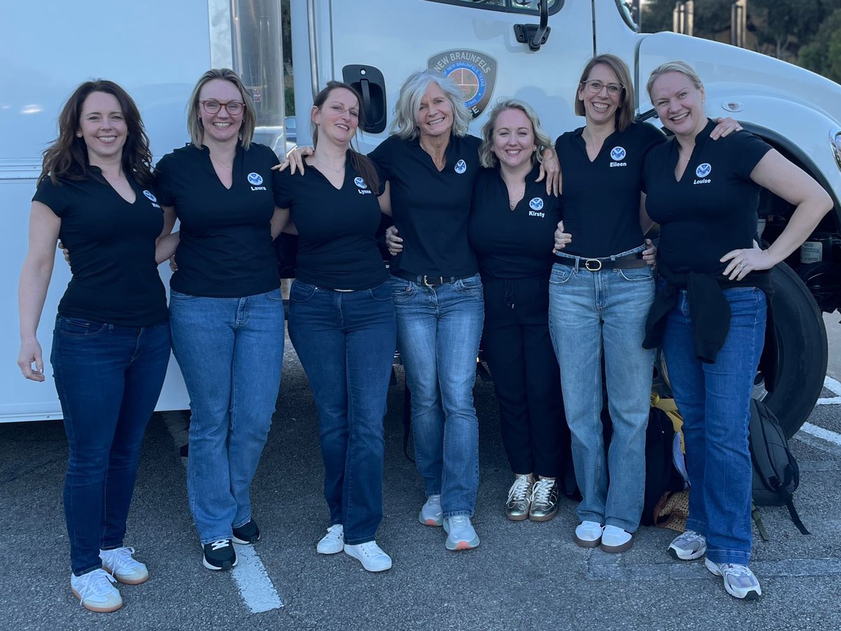 Louise Thomson tweet media