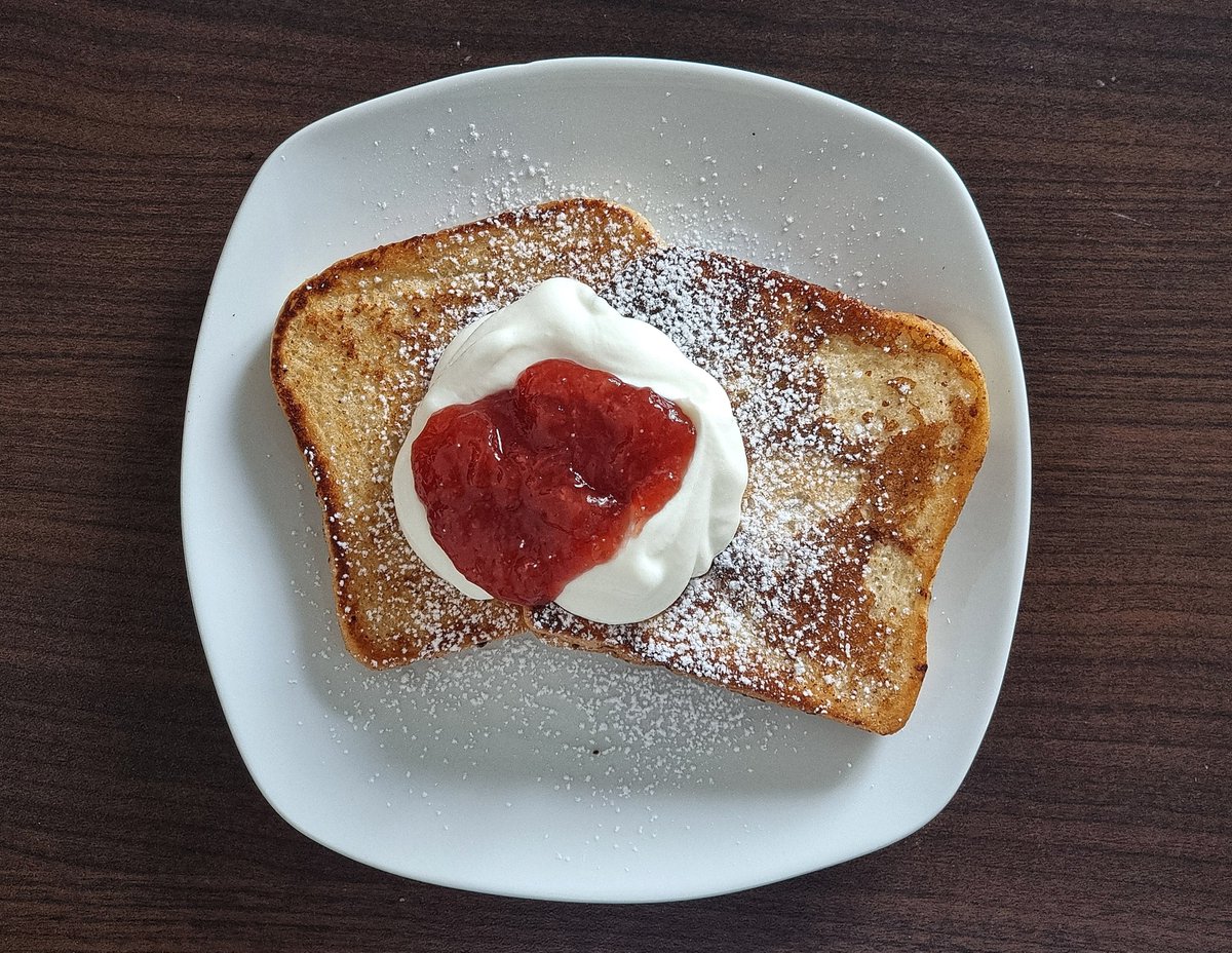 tiiyamisu's tweet photo. it's never too late for breakfast https://t.co/ACcqRuIzgy