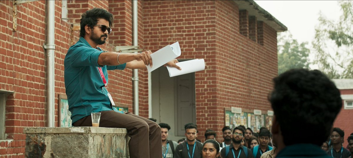 muthu_asf's tweet photo. 4 Years Of Masterpiece 💥 JD 😎
#4YearsOfBlockbusterMaster https://t.co/R3vAD4QNoC