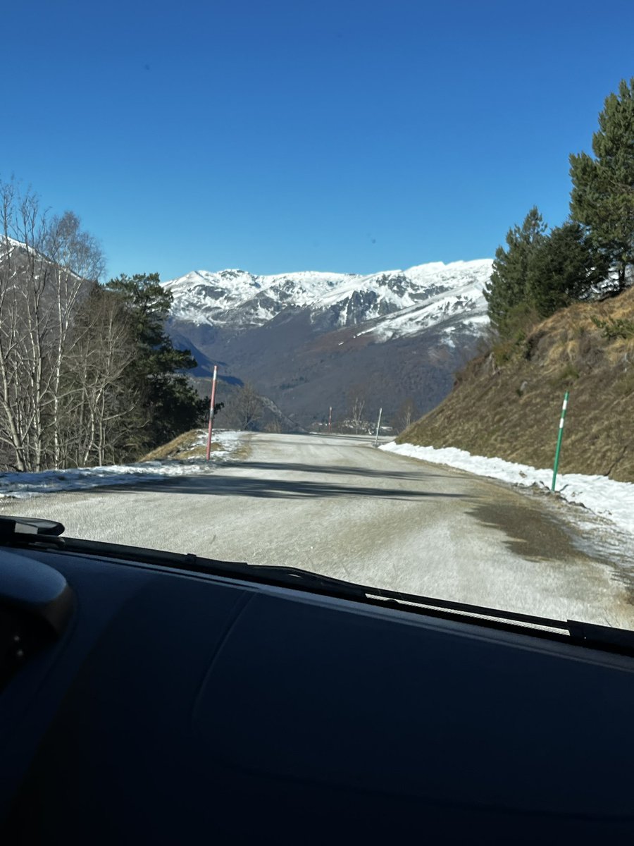 Yolaine Cabot tweet media