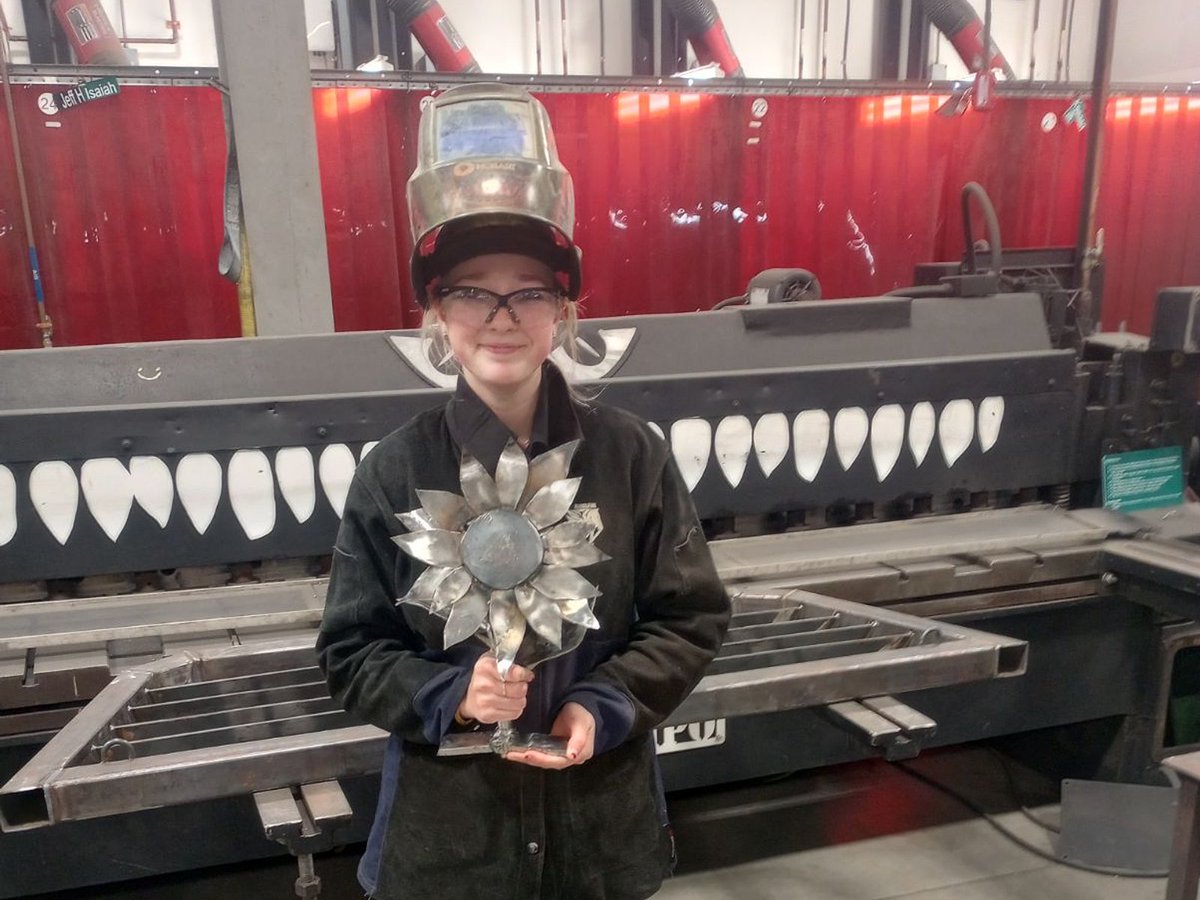 DelawareAreaCC's tweet photo. Our Welding students recently showcased their creativity in a design competition! Staff voted on their favorite, and Casey Clay’s sunflower design took first place. Great work by all the students! #DACCPride https://t.co/eI83OQ7jzJ