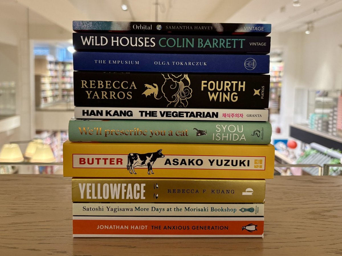 Foyles's tweet image. It's the first Top Ten of 2025! This week's Charing Cross Road TOP 10 features:           

Orbital by #SamanthaHarvey @TheBookerPrizes
@vintagebooks 

Wild Houses by #ColinBarrett @vintagebooks 

The Empusium by #OlgaTokarczuk trans. #AntoniaLloydJones @FitzcarraldoEds
