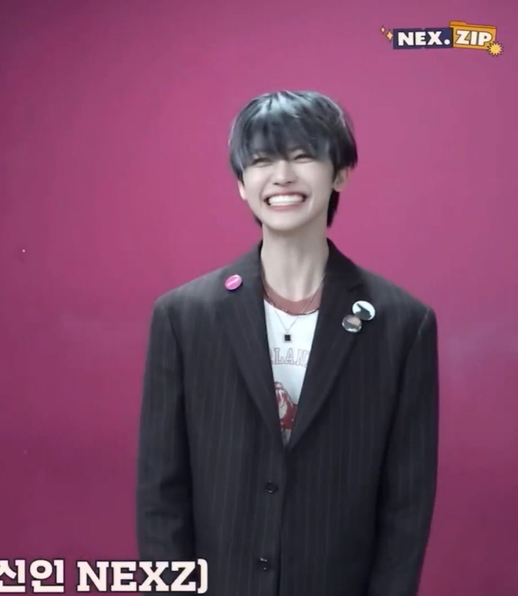 i love when jaemin smiles like this he’s so cutieful like yes please show me all 813 of your beautiful chompers