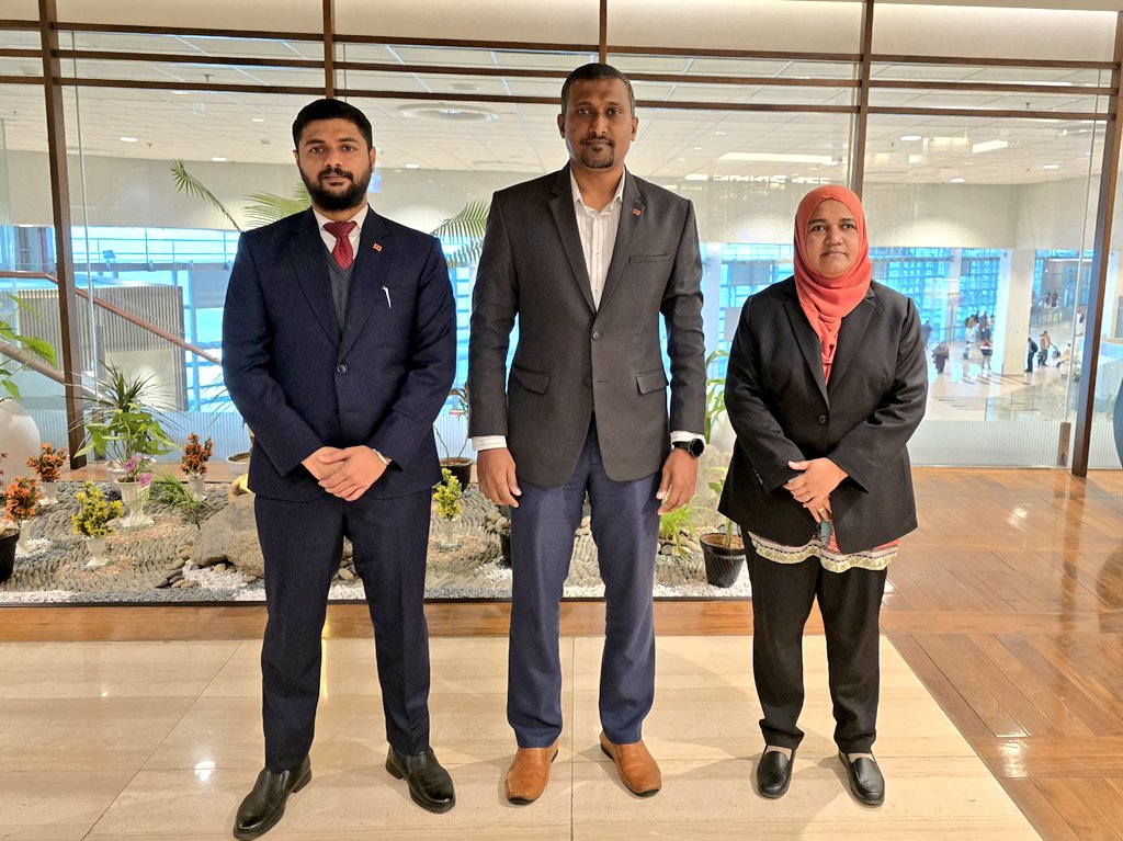 Received State Minister for Education <a href="/AhmedAdeelN/">Ahmed Adeel Naseer</a> on his visit to attend the 'International Conference on Girls' Education in Muslim Communities: Challenges and Opportunities' organized by <a href="/MWLOrg_en/">Muslim World League</a> in collaboration with the <a href="/PakPMO/">Prime Minister's Office</a>