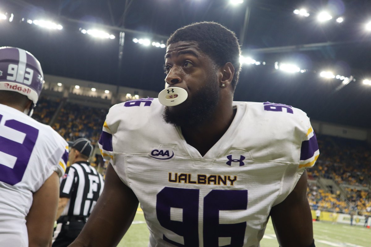 BillNesseltDUQ's tweet photo. Good luck to former @UAlbanyFootball All-American @JaredVerse1 in his 1st career playoff game tonight! 🟪🟨 https://t.co/YoNCvPjEfh