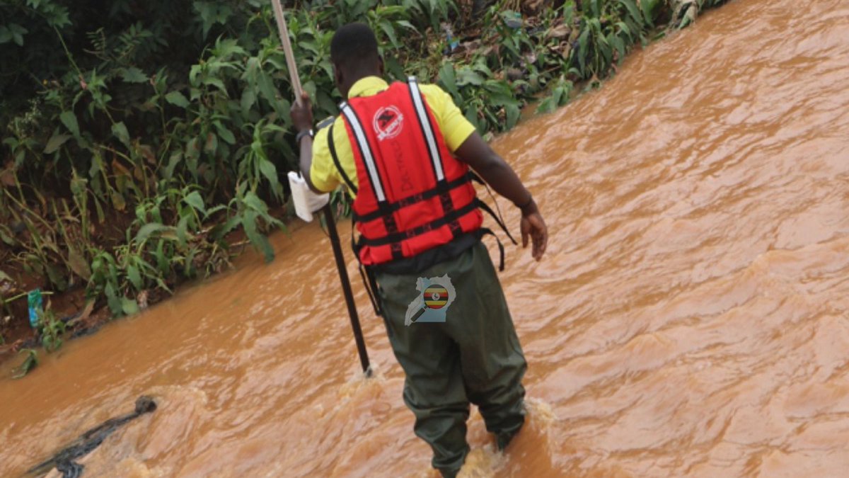 osmuganda's tweet photo. @osmuganda supported the Greater Kampala Flood Resilience Partnership by mapping drainage systems with high-accuracy GPS.

Geospatial data is key to mitigating floods, safeguarding jobs, and driving urban resilience. Let’s build sustainable solutions together! 🌍 #FloodResilience https://t.co/aVUsO9Pkn0