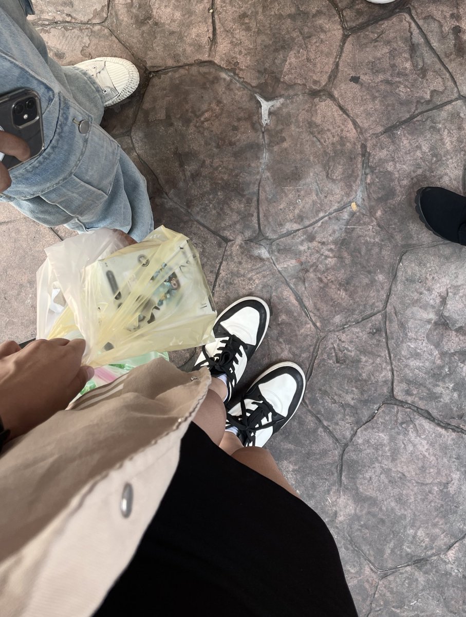 16withm3 tweet media