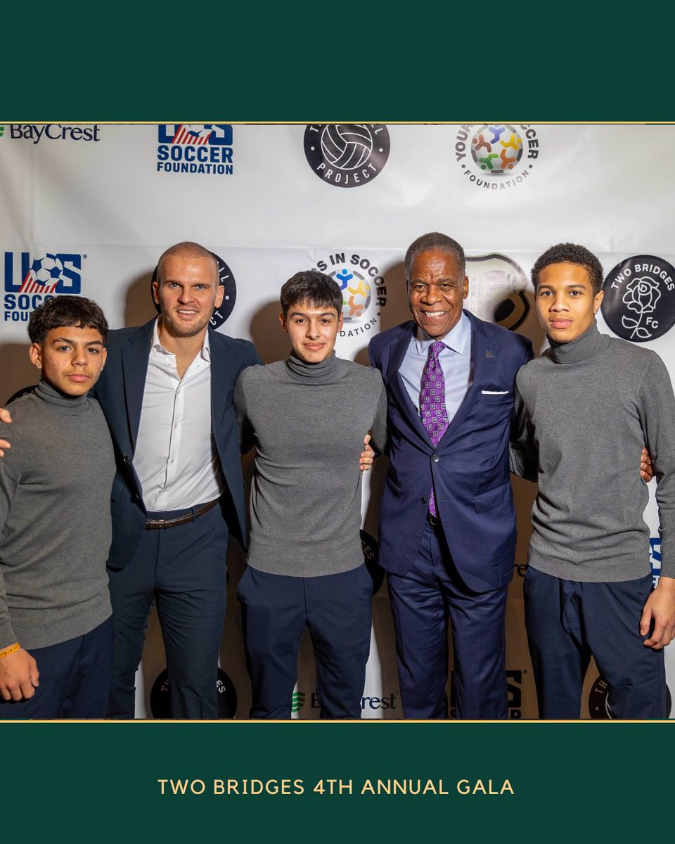 Two Bridges Football (Social) tweet media