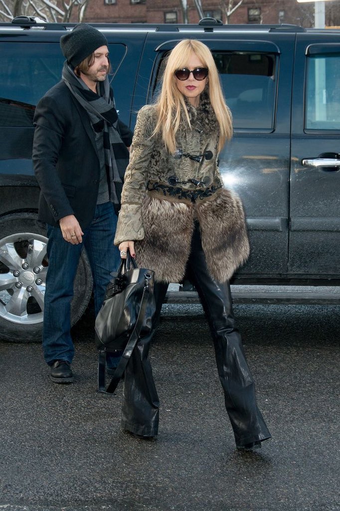 pradachurch's tweet photo. rachel zoe and her furs https://t.co/tquUj02WQT