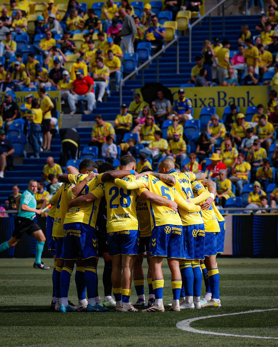 El tropiezo de ayer nos hará levantarnos más fuertes, estoy seguro 💪🏼 ¡Vamos todos juntos! 💛💙