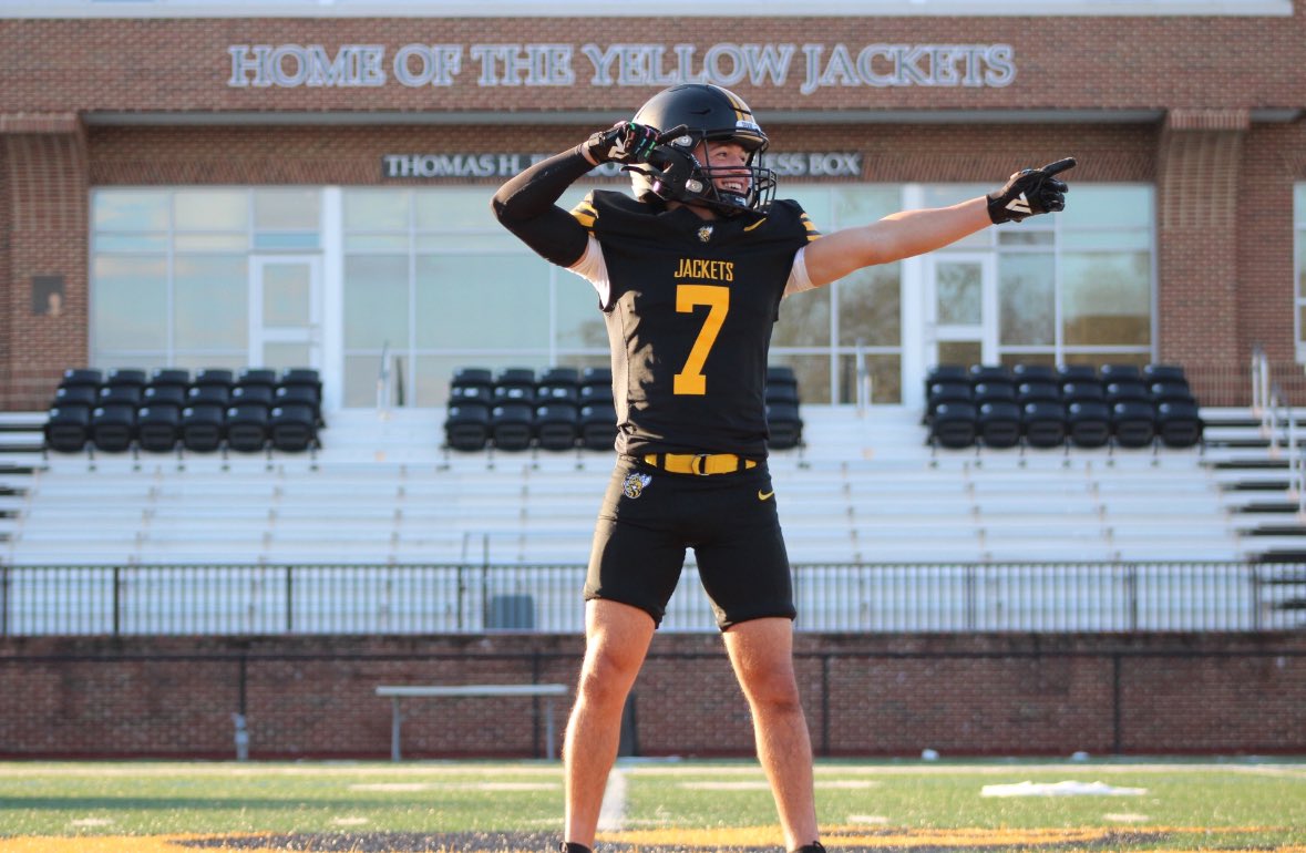 Had a great time <a href="/RMCfootball/">𝗥𝗔𝗡𝗗𝗢𝗟𝗣𝗛-𝗠𝗔𝗖𝗢𝗡 𝗙𝗢𝗢𝗧𝗕𝗔𝗟𝗟</a> Thank you Yellow Jacket Coaches and players for making it possible! <a href="/CoachMcGeeRMC/">Nick McGee</a> <a href="/CoachKyleMoore/">Kyle Moore</a> 

<a href="/andrejones1185/">Coach Andre Jones</a> <a href="/Coach_Canney/">Mike Canney</a> <a href="/EliteStren23/">Patriot Strength Systems</a>