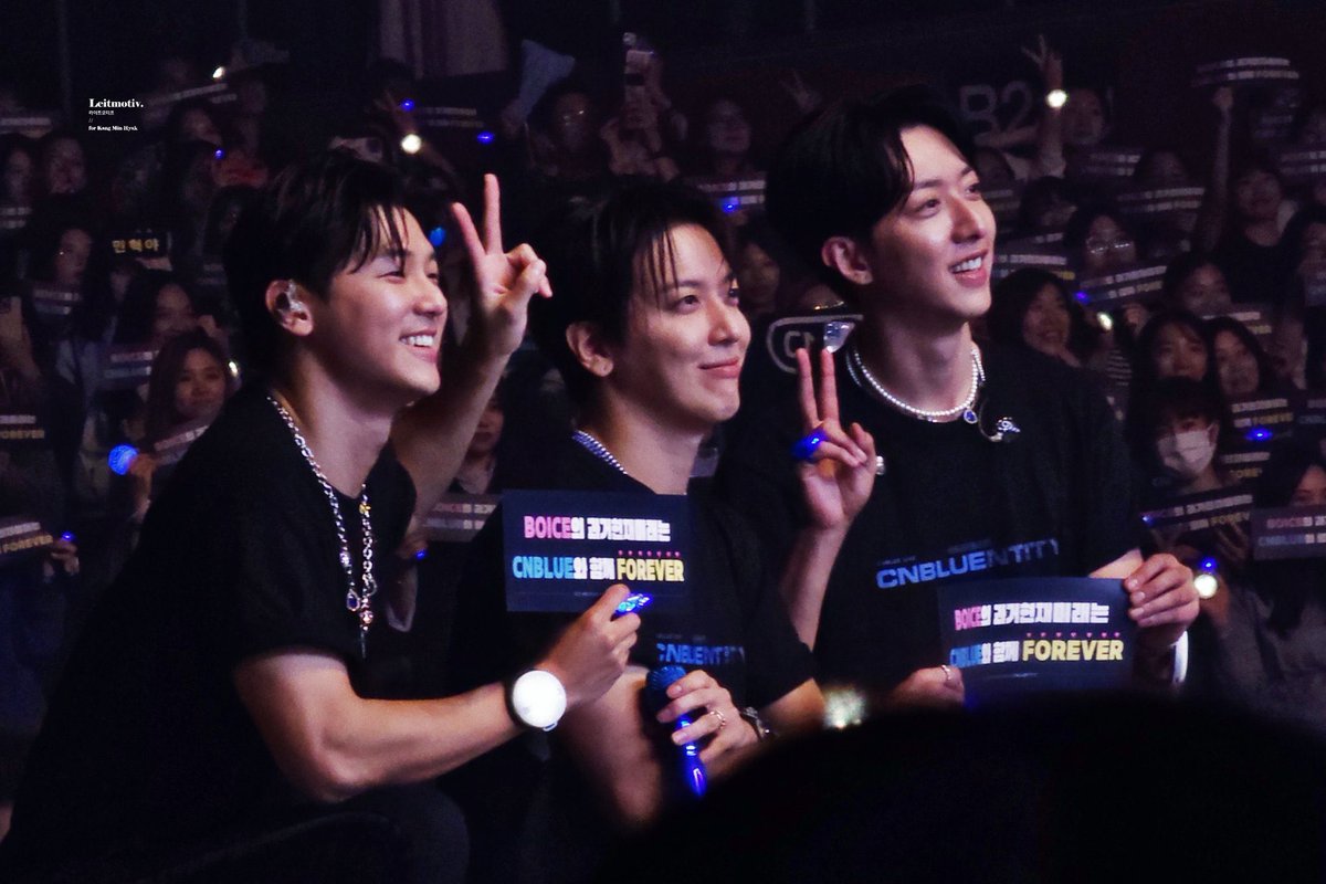 summeryongs's tweet photo. happy 15th anniversary to CNBLUE 💙 through thick and thin, ups and downs, you’re unbeatable when you are together 🥰💙let’s be together for a long long long time ✨ https://t.co/BjYU1pmKwr