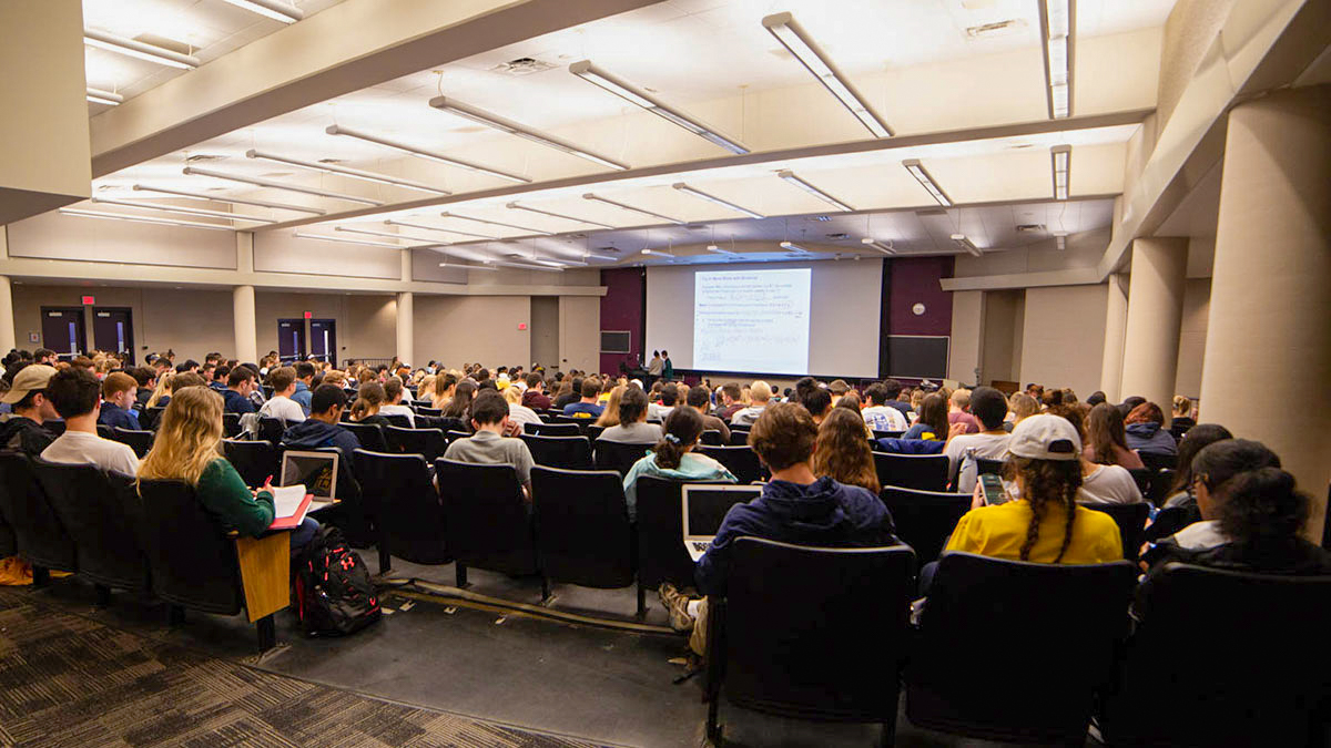 Alumni Association of the University of Michigan tweet media