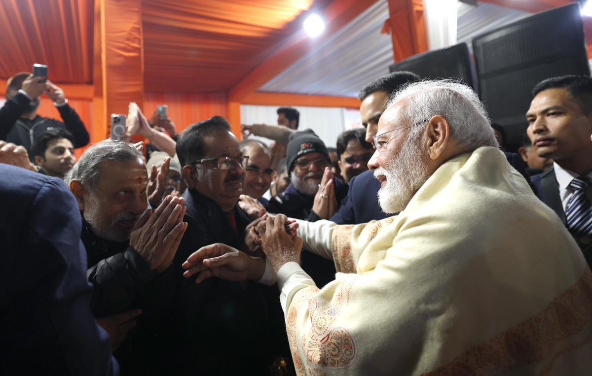narendramodi's tweet photo. Some more glimpses from the Lohri programme in Delhi. https://t.co/bMbGuLwR3i