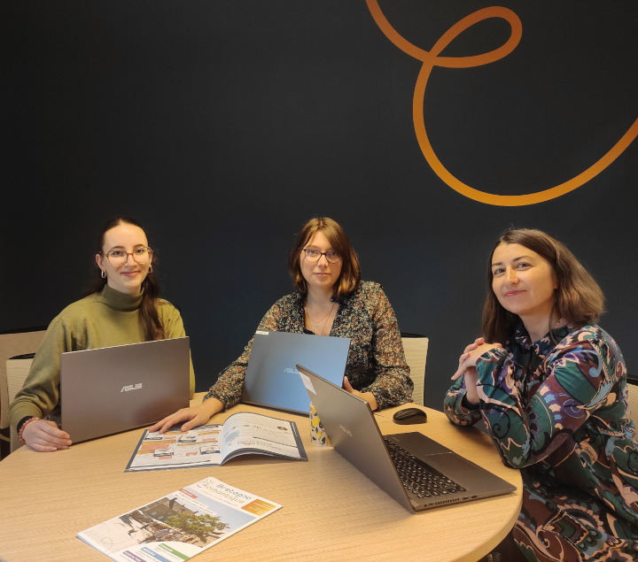 🔎🧑‍💻 Mélanie Guet, responsable com de Bretagne Romantique nous livre ses recettes pour assurer une fonction stratégique malgré des moyens modestes.

C'est le 6ᵉ numéro de notre enquête 2024 sur l’orga des services #compublique.

➡️ tinyurl.com/kfktu3bh