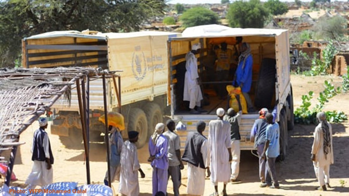 Norway has stepped up food security support in response to famine in #Sudan 🇸🇩

Last month, on 27 Dec, food &amp; other emergency aid finally arrived in Sudan's capital, Khartoum

This was the first relief shipment since the outbreak of the civil war in April 2023❤️‍🩹

#KeepEyesOnSudan