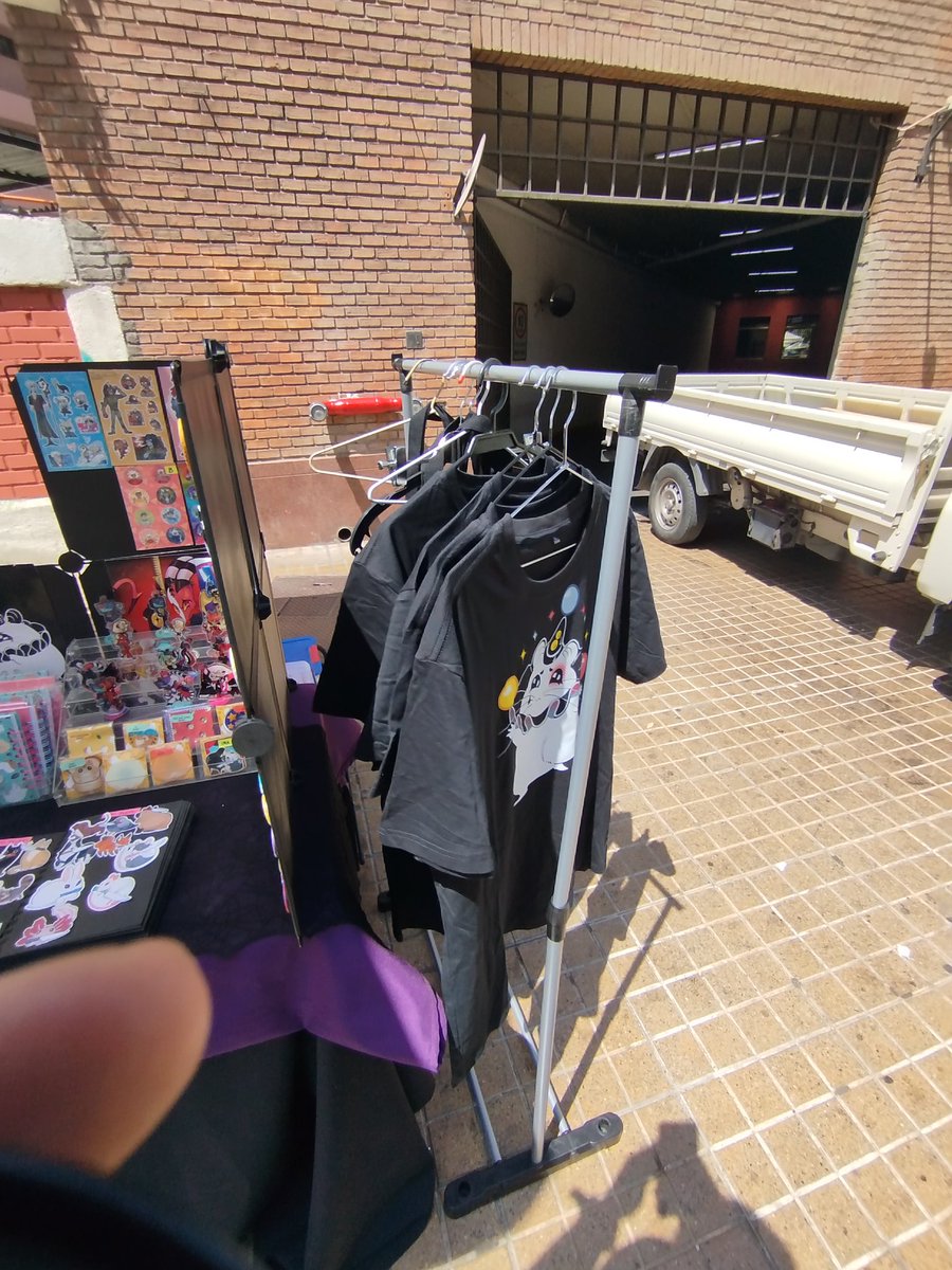 MikkytheHamster's tweet photo. Nos vemos de lunes a sábado en Luis Thayer Ojeda (afuerita del costanera)
De 11 a 8!

#chile #providencia https://t.co/qbKPDTOcIf