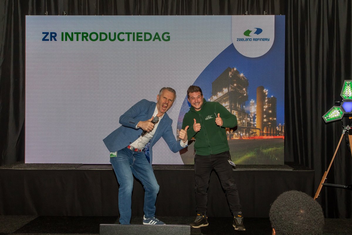 Op 6 januari mochten wij 40 nieuwe collega's verwelkomen met een 'Safe Start'-introductiedag: veiligheidstrainingen, een safety quiz en meet &amp; greet 'speeddates'. Wij kijken terug op een geslaagde dag, en feliciteren Keith van Group Peeters, winnaar van de Safety Quiz!