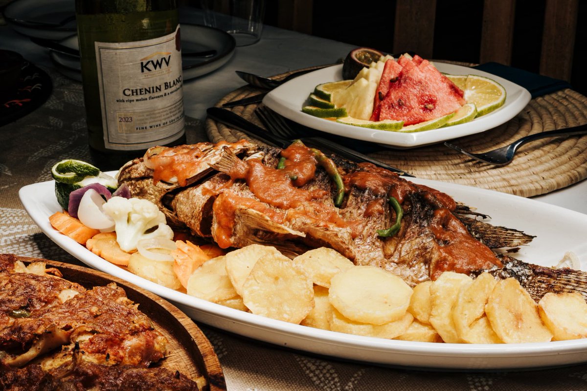 Surviving Monday calls for a well-deserved reward! Treat yourself to a relaxing dinner at #KikorongoSafariLodge, you've earned it. 😉

#KnowYourPark 
#ExploreQueenElizabethNationalPark