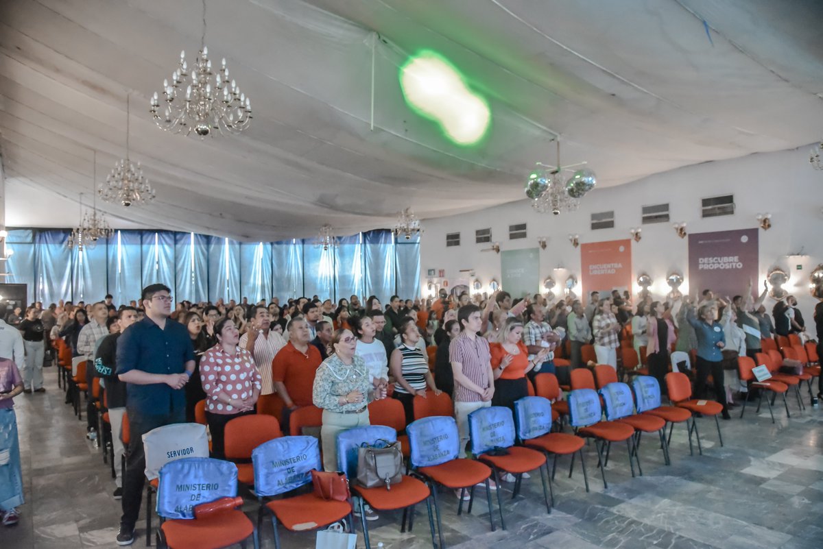 PRobertoConde's tweet photo. ¡Que extraordinario Domingo! Nos encanta verte y compartir contigo el día del Señor. ¡Gracias por acompañarnos!. Recuerda que Hoy iniciamos nuestro ayuno congregacional. https://t.co/t1dJ08pmFx